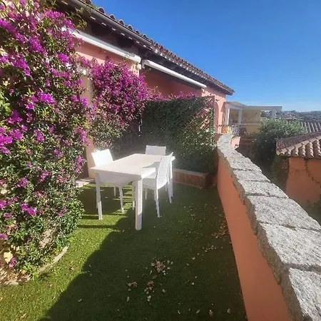 Swimming Pool & Access * Golfo Aranci