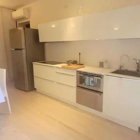 Swimming Pool & Access Daire Golfo Aranci